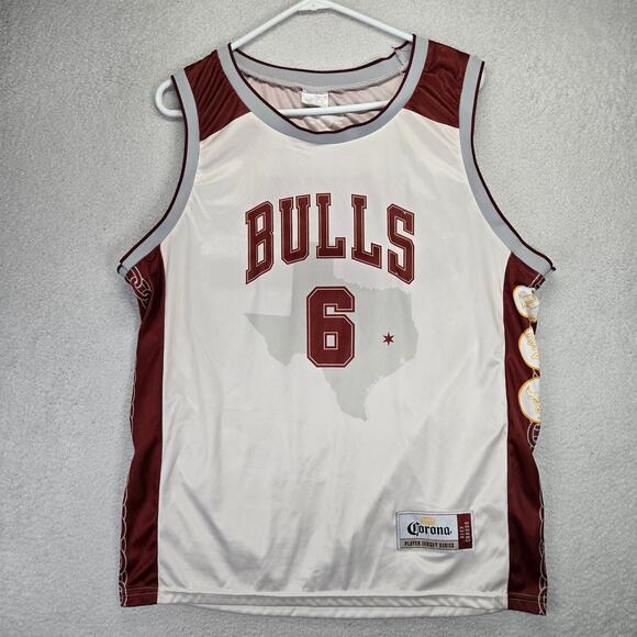 Chicago Bulls Kick 10 Alex Caruso Player Series Jersey Corona Patch Size Large - Picture 1 of 9